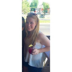 Meet your Posher, Beth